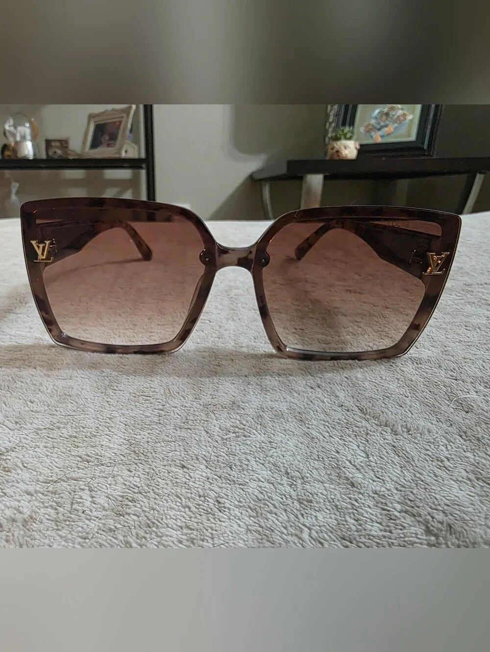 Fashion Brown Gradient Oversized Square Sunglasses